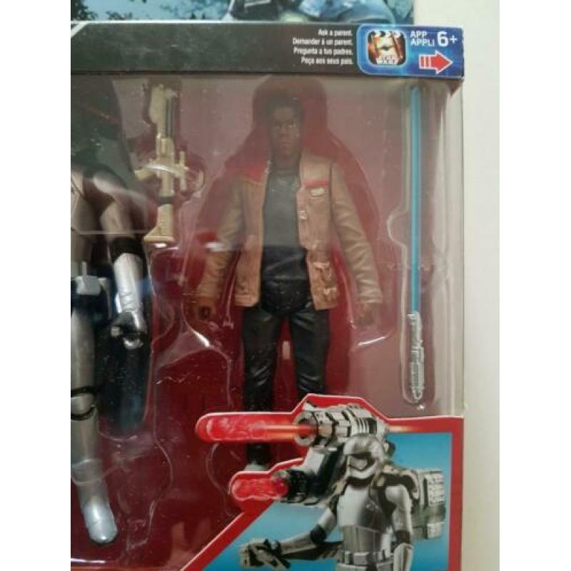 -30% Star Wars Rogue One Captain Phasma & Finn