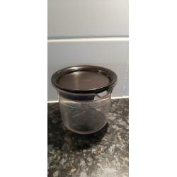 TUPPERWARE kastopruiming