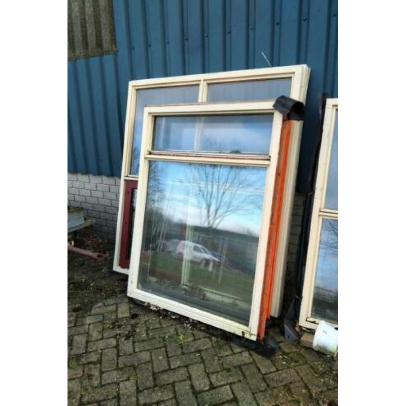 Hardhouten kozijnen met thermopeen glas