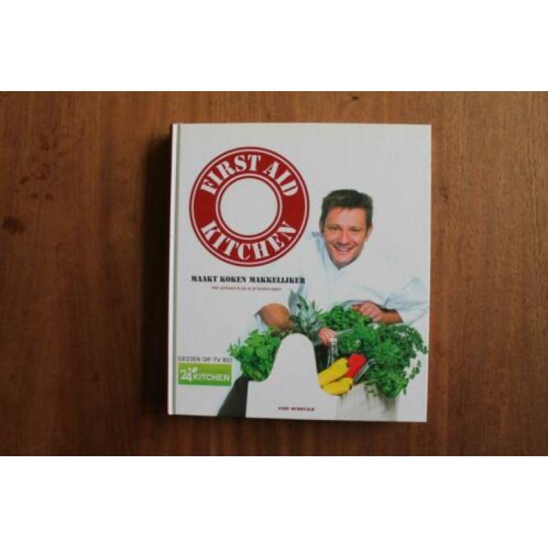 Kookboek First Aid Kitchen (24Kitchen) - Ongebruikt