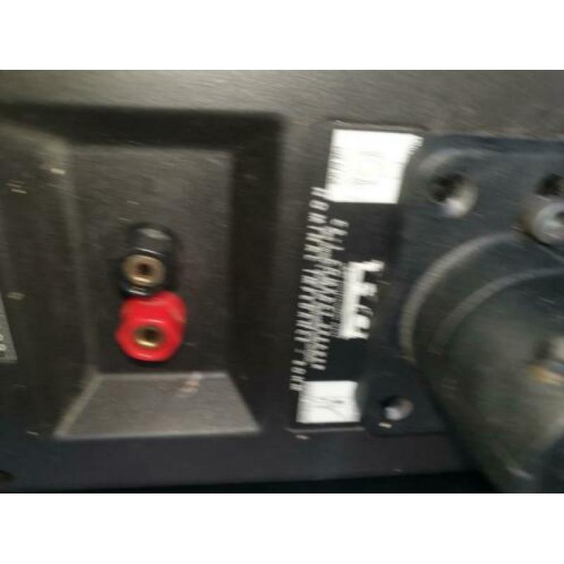 Set boxen surround met 2 boxen met ophangbeugel