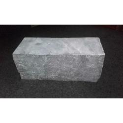 muurblokken Chinees hardsteen 12x12x30 cm gezaagd / gekloven