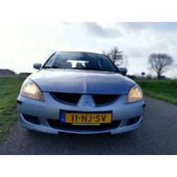 Mitsubishi Lancer 1.6 Station Wagon 2003 Grijs