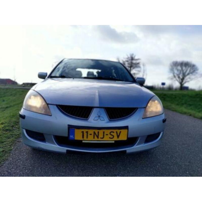 Mitsubishi Lancer 1.6 Station Wagon 2003 Grijs