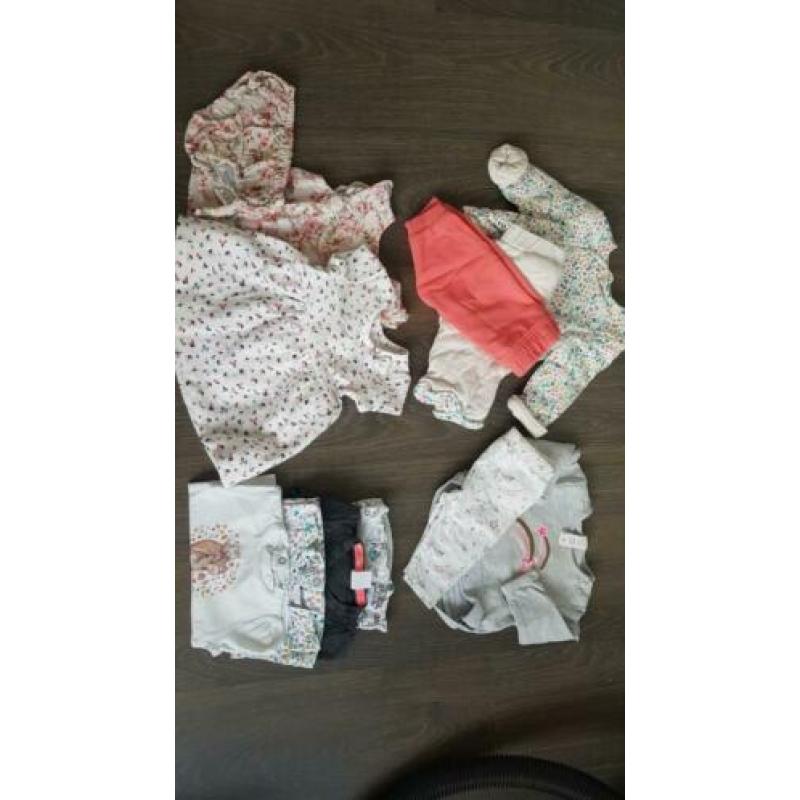 Groot pakket meisjes kleding maat 62