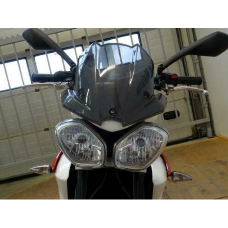 TRIUMPH STREET TRIPLE R ABS (bj 2013)