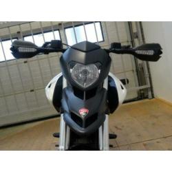 DUCATI HYPERMOTARD 796 (bj 2010)
