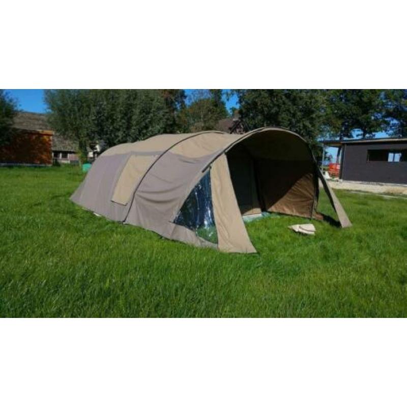 Falco Havik 4600 - 6 persoon tunneltent