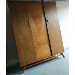 Vintage jaren 60 teak hang/leg linnenkast demontabel