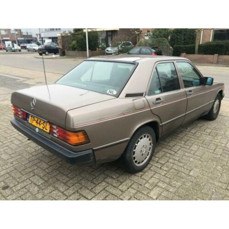 Mercedes-Benz 190d 2.5diesel . (bj 1989, automaat)
