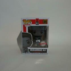 Funko pop! muhammad ali black and white special edition