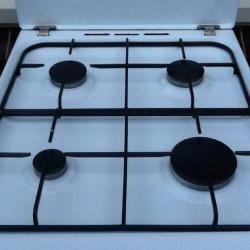 Goedwerkend gasfornuis met electrische oven merk indesit