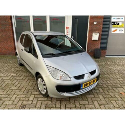 Mitsubishi Colt 1.1 Incharge / Airco / NAP / Nieuwe apk