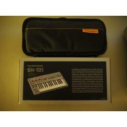 Roland Sh-01A