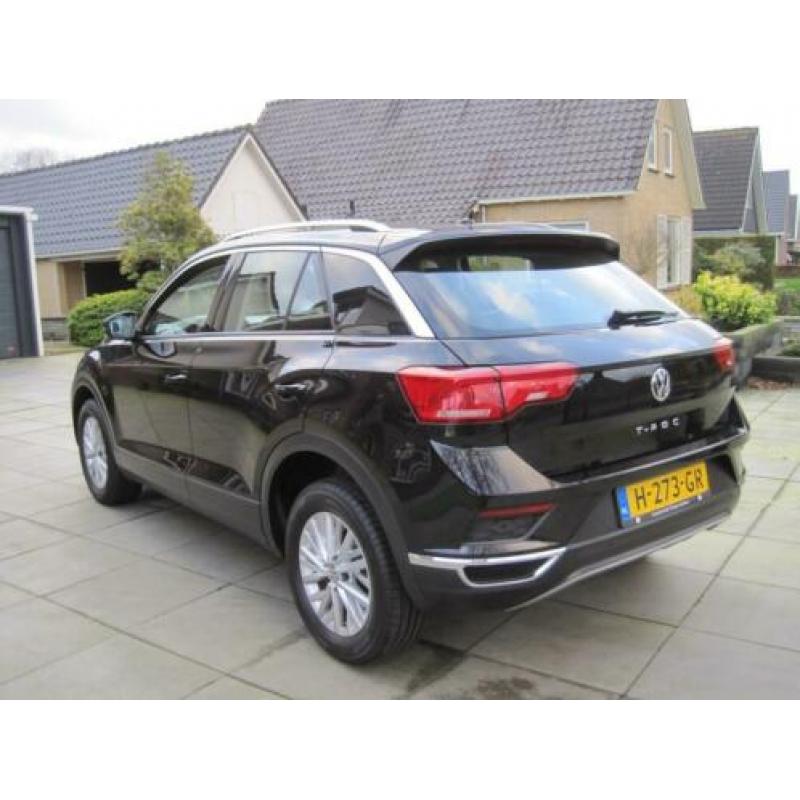Volkswagen T-ROC Style , clima , nav , parkpilot , stoel ver