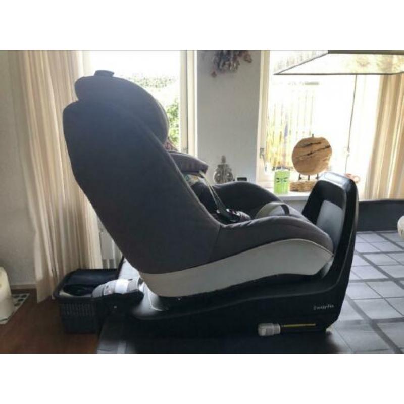 Maxi cosi 2 way fix en 2 way pearl