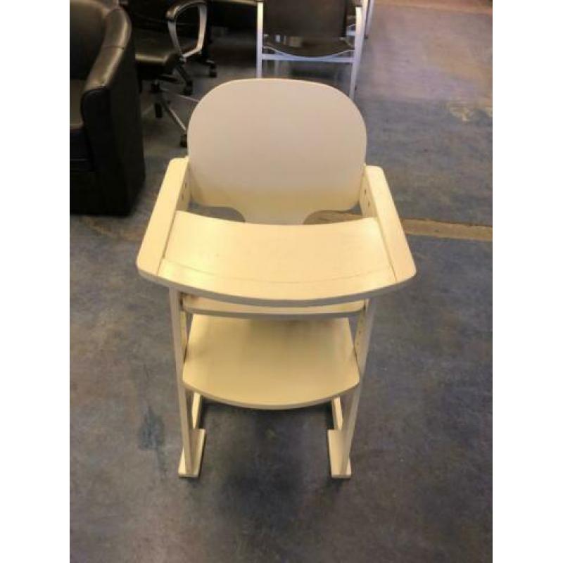 Kinderstoel/eetstoel met veiligheidsriem