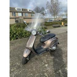 Mooie Vespa Primavera PRIJS VERLAAGD