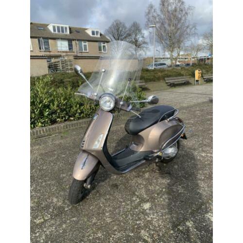 Mooie Vespa Primavera PRIJS VERLAAGD