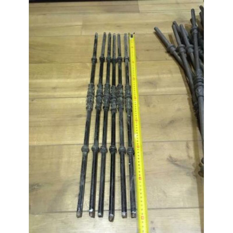 6 antieke trapspijlen sierspijlen