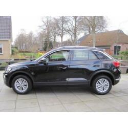 Volkswagen T-ROC Style , clima , nav , parkpilot , stoel ver