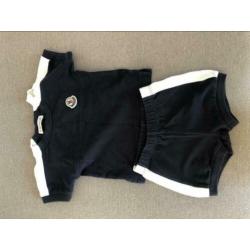 Moncler pak pakje set shirt broek jongens maat 62 blauw