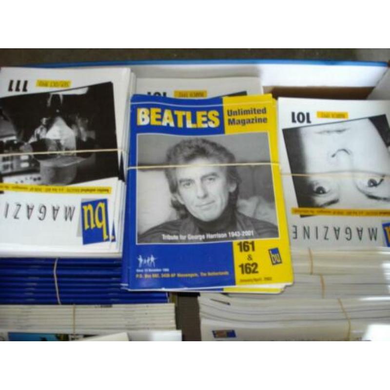 Paar Honderd : The Beatles ( Bu ) bladen, boekjes !!