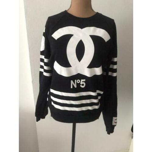 Homme + Femme zwarte sweater maat S