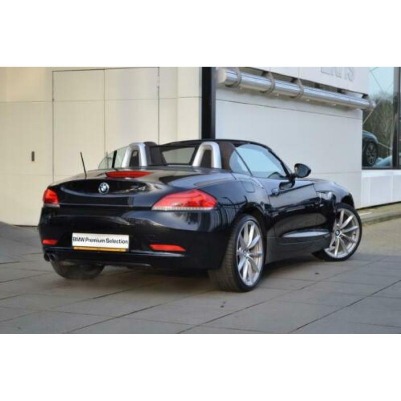 BMW Z4 sDrive20i Roadster Aut. High Executive (bj 2013)