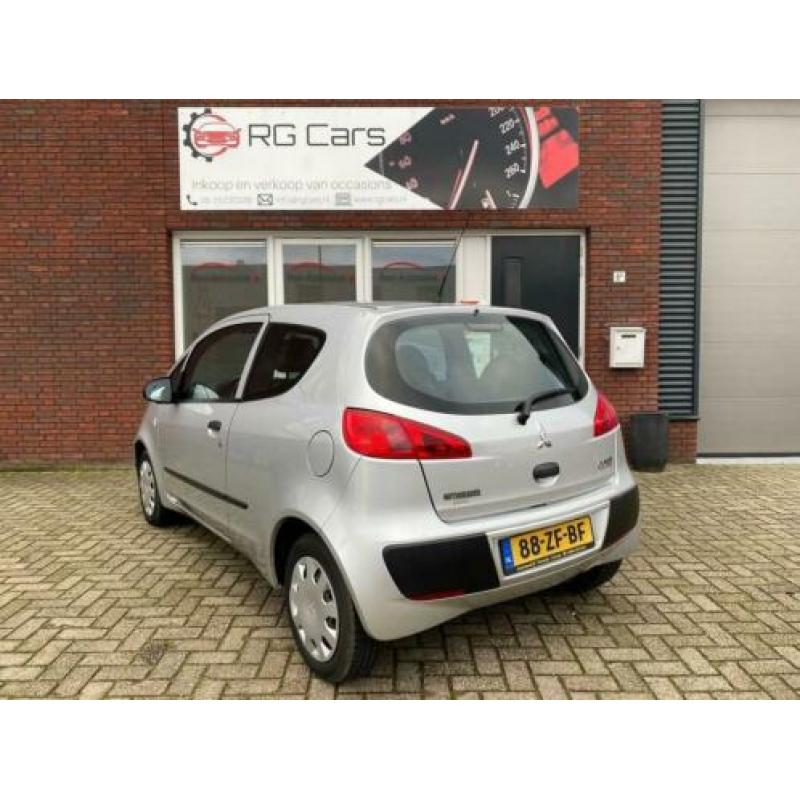 Mitsubishi Colt 1.1 Incharge / Airco / NAP / Nieuwe apk