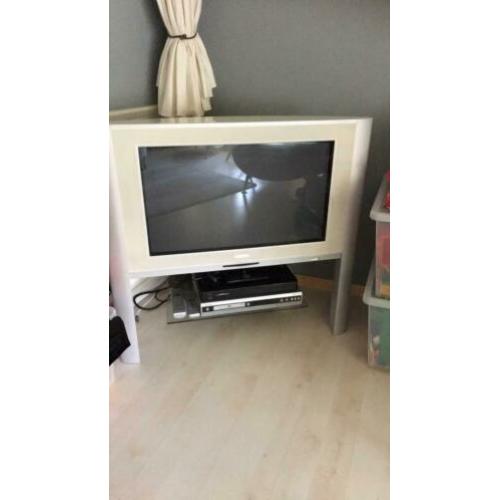 Philips televisie zgan inbouw onbeschadigd. 96 cm beedscherm