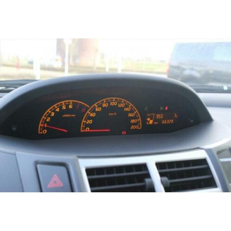 Toyota Yaris 1.3 16V VVT-I 5DR Aspiration / Trekhaak / Clima