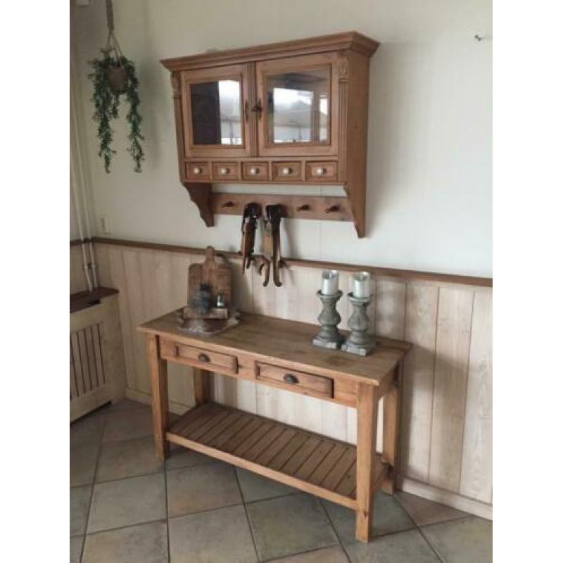 Dressoir met wandkast incl. ingebouwde verlichting