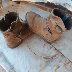 Jongens laarsjes maat 31, ruig en stoer