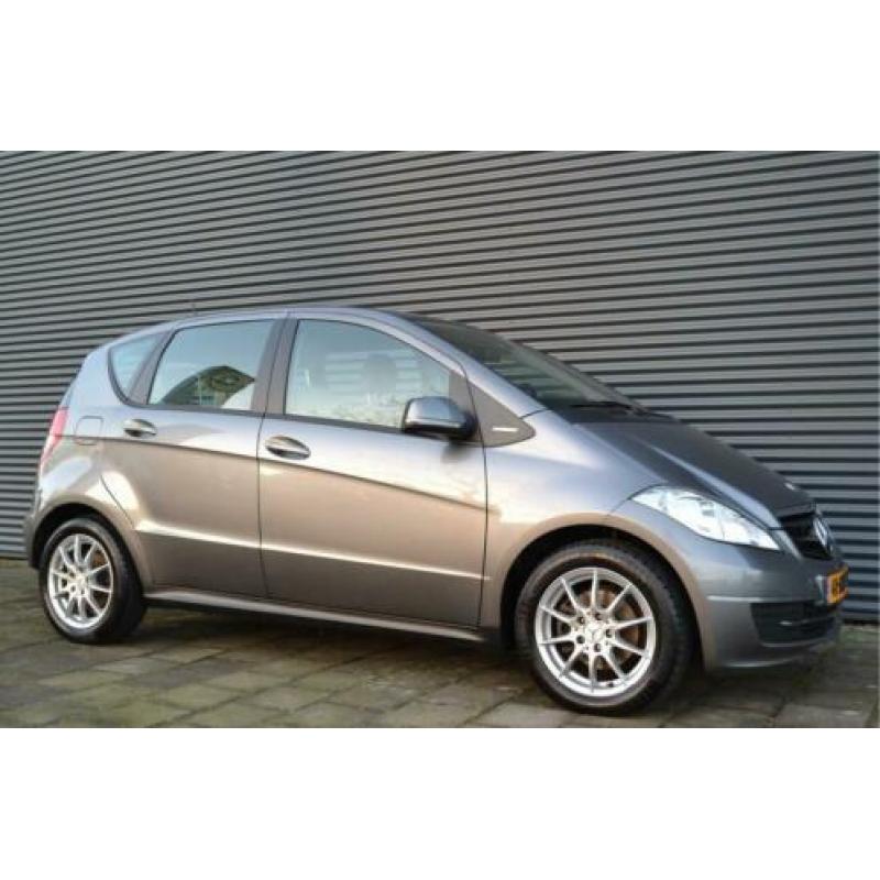 Mercedes-Benz A-Klasse 180 BlueEFFICIENCY Business Class | A