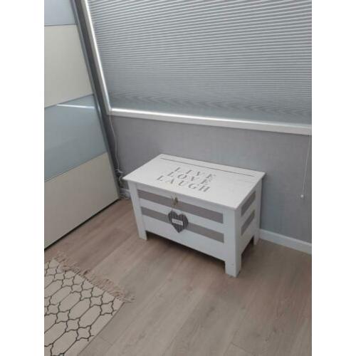 Speelgoedkist met klep wit en taupe