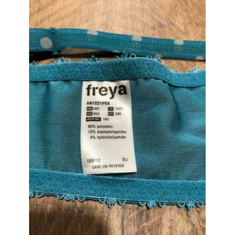 Lingerie setje NIEUW van Freya - 85D / M