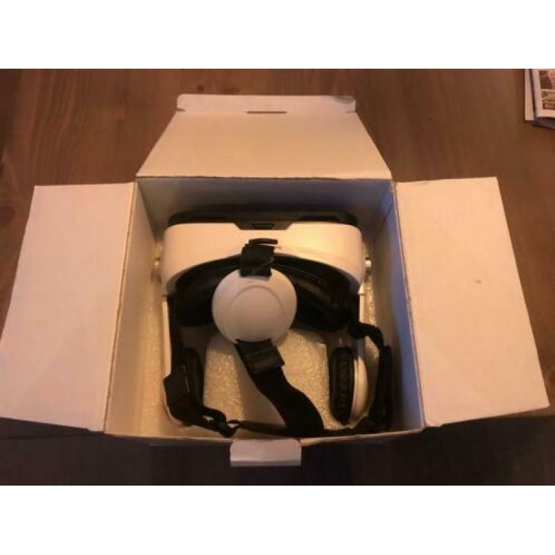 VR- Glasses Theatre