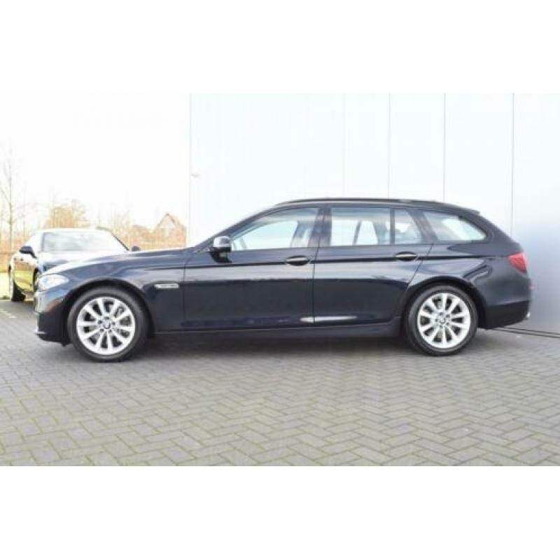 BMW 5 Serie Touring 535d Luxury Edition Pano/dak HU Leer Sto