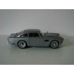 Monogram Astin Martin DB4 gebouwde plastic modelkit