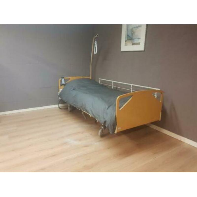 Invacare hoog-laagbed