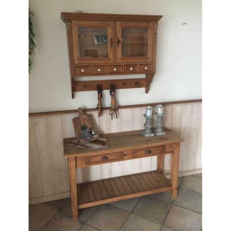 Dressoir met wandkast incl. ingebouwde verlichting