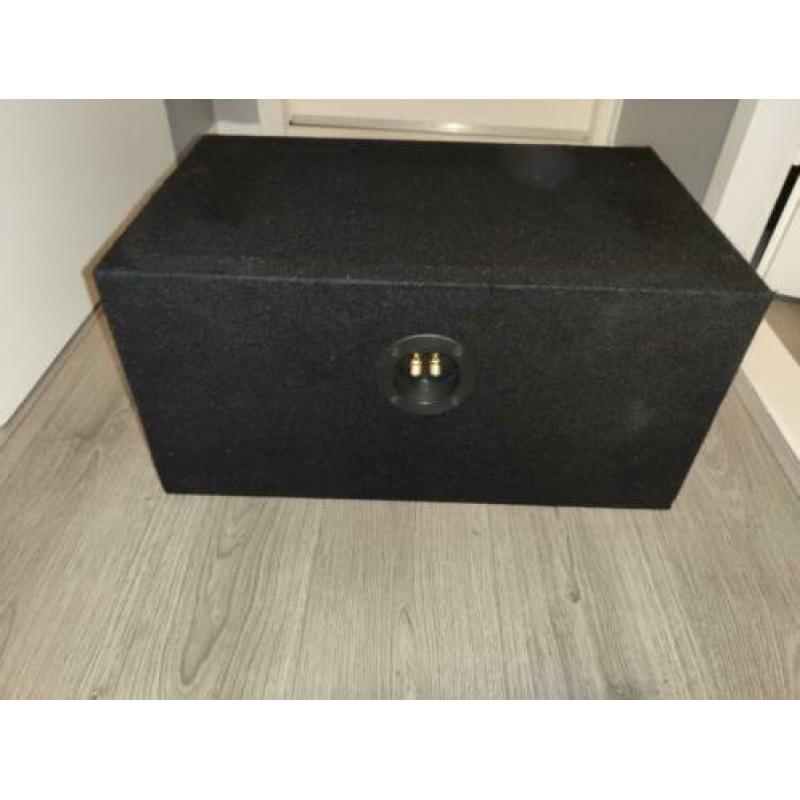 Superdikke complete audio installatie van Kicker