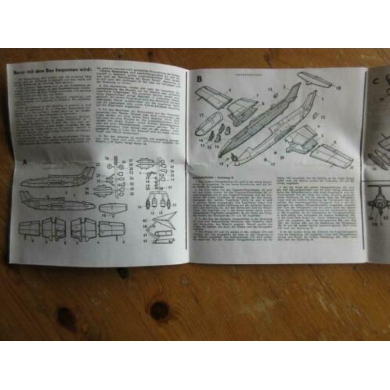 L-29 L29 Delfin, KP Model, 1:72, Nieuw