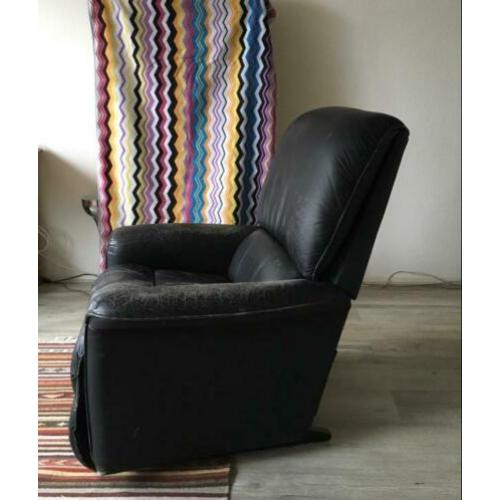 SUPER HEERLIJKE zwart leren relax uitklap stoel