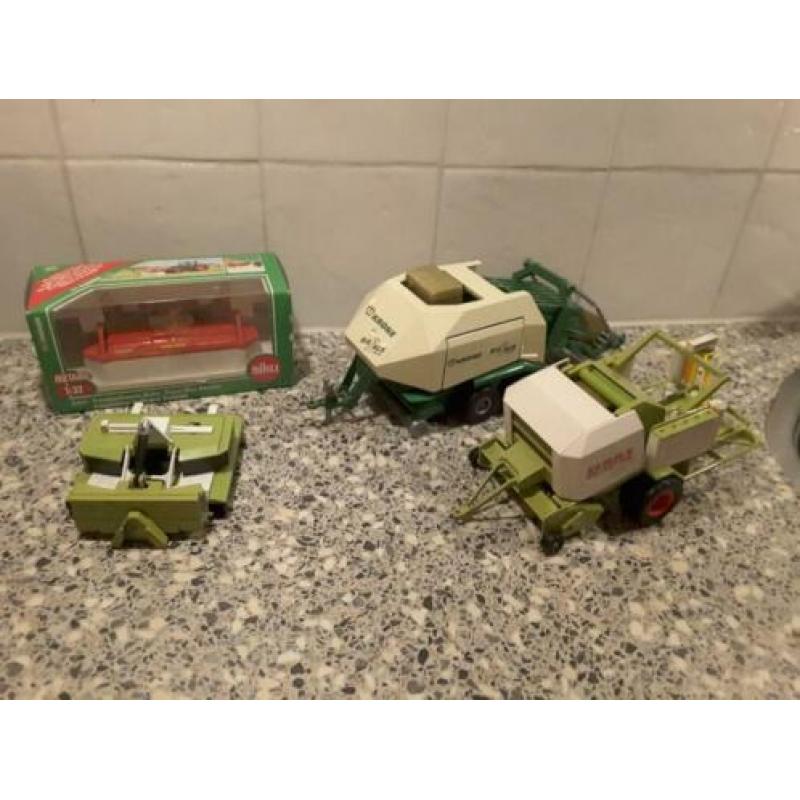 Siku 4 stuks machines 25 euro, nette staat