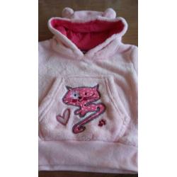zachte roze trui mt 62-68 met capuchon