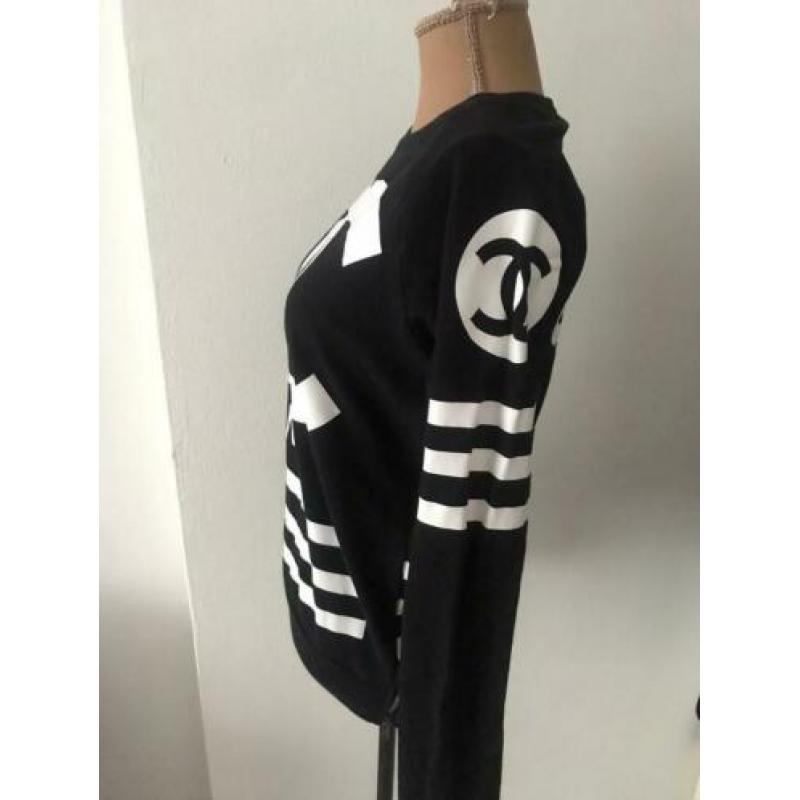 Homme + Femme zwarte sweater maat S