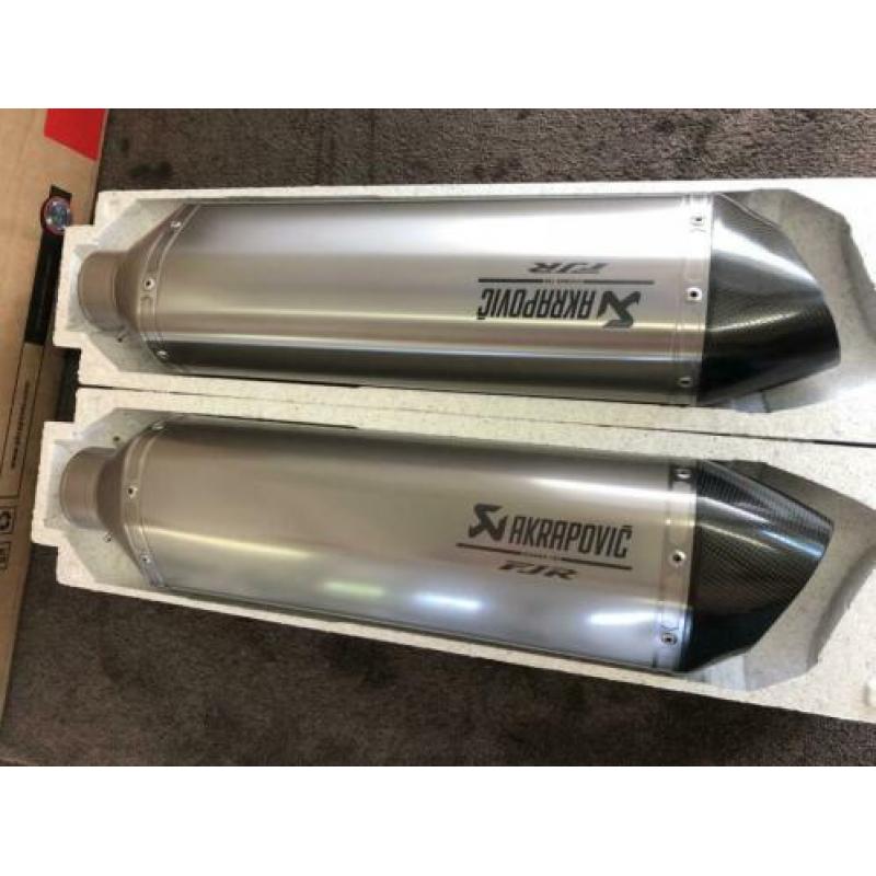 Akrapovic Hexagonal uitlaten Yamaha FJR1300 2013-2020 ACTIE!