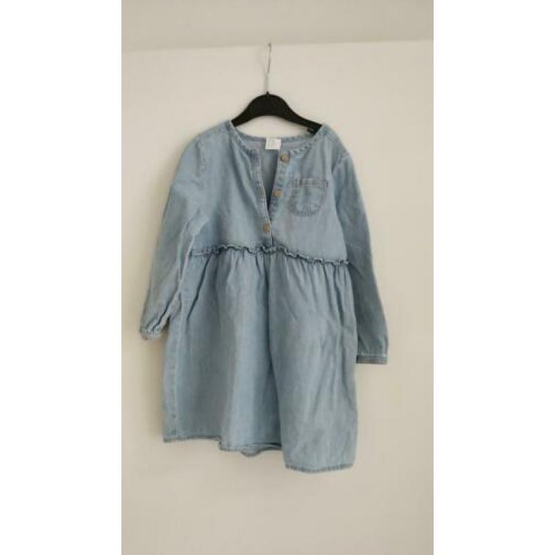 2x jurkjes maat 98 roze en jeans